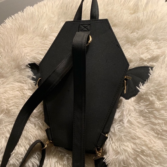 SOLD! Wing Coffin Itabag - Picture 3 of 7